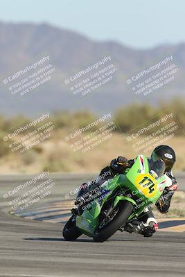 media/Oct-04-2025-CVMA (Sat) [[408bcdd6e4]]/Race 14-500-400-350 Supersport/